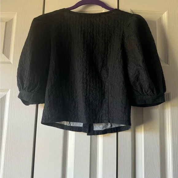 Zara Elegant Black Buttoned Top - Picture 2 of 5